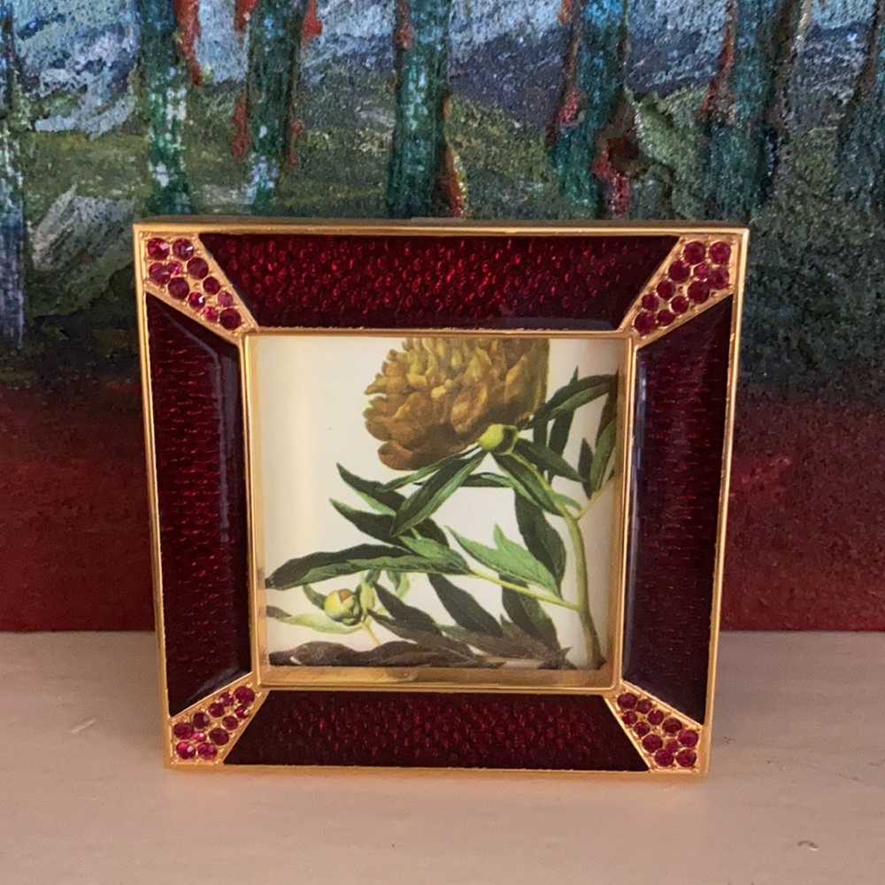 Jay Strongwater Red Enamel Swarovski Square Frame - Picture 1 of 9